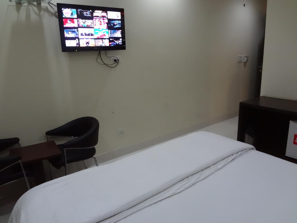 Hotel Siam International デリー エクステリア 写真