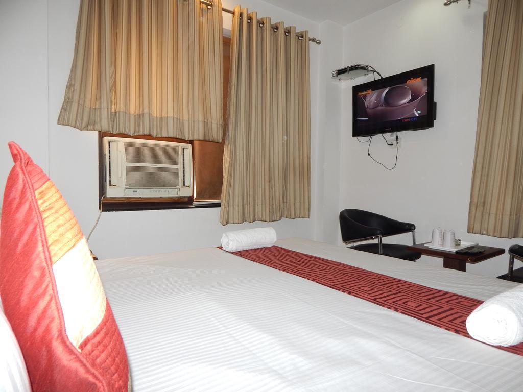 Hotel Siam International デリー エクステリア 写真