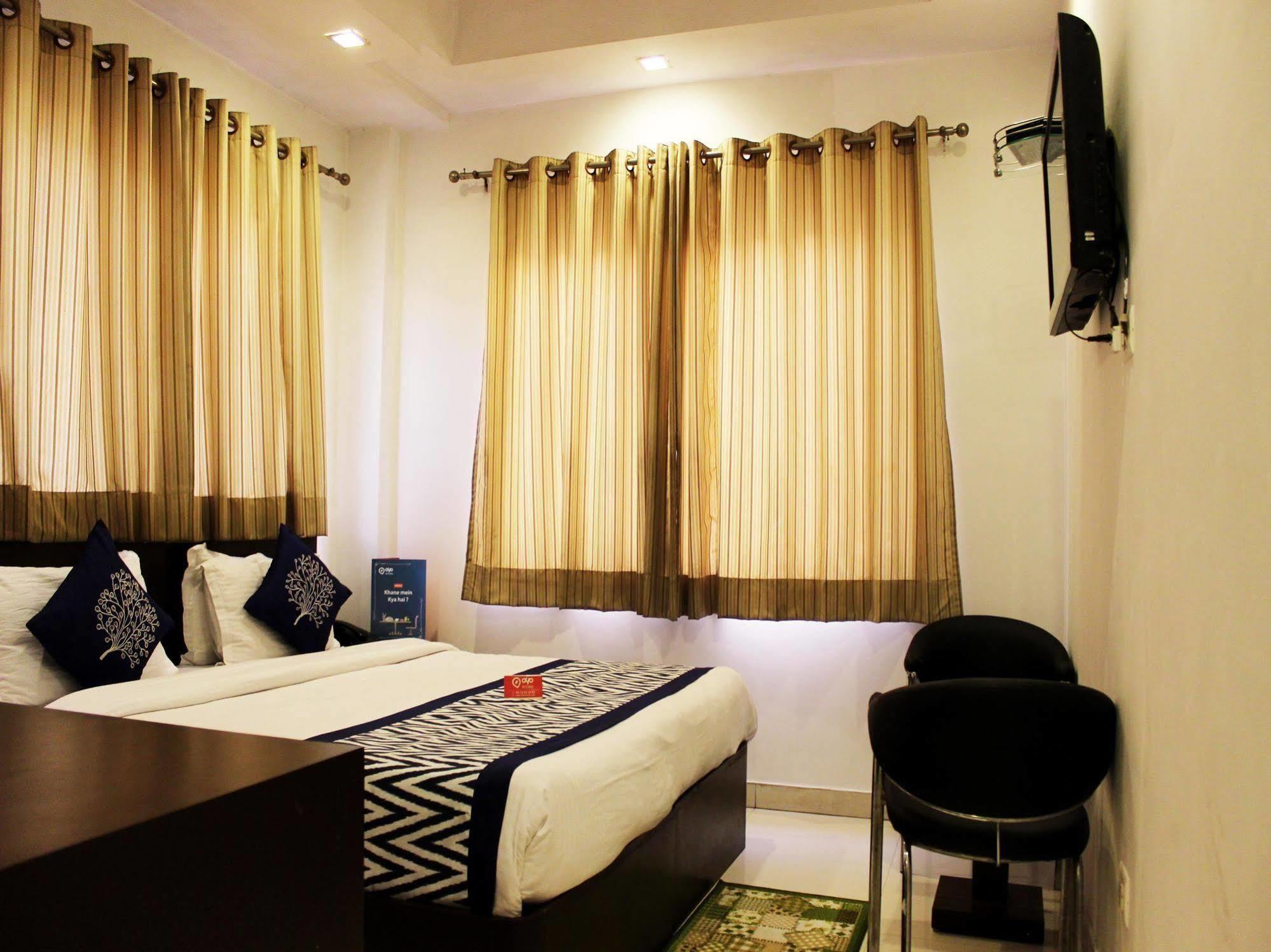 Hotel Siam International デリー エクステリア 写真