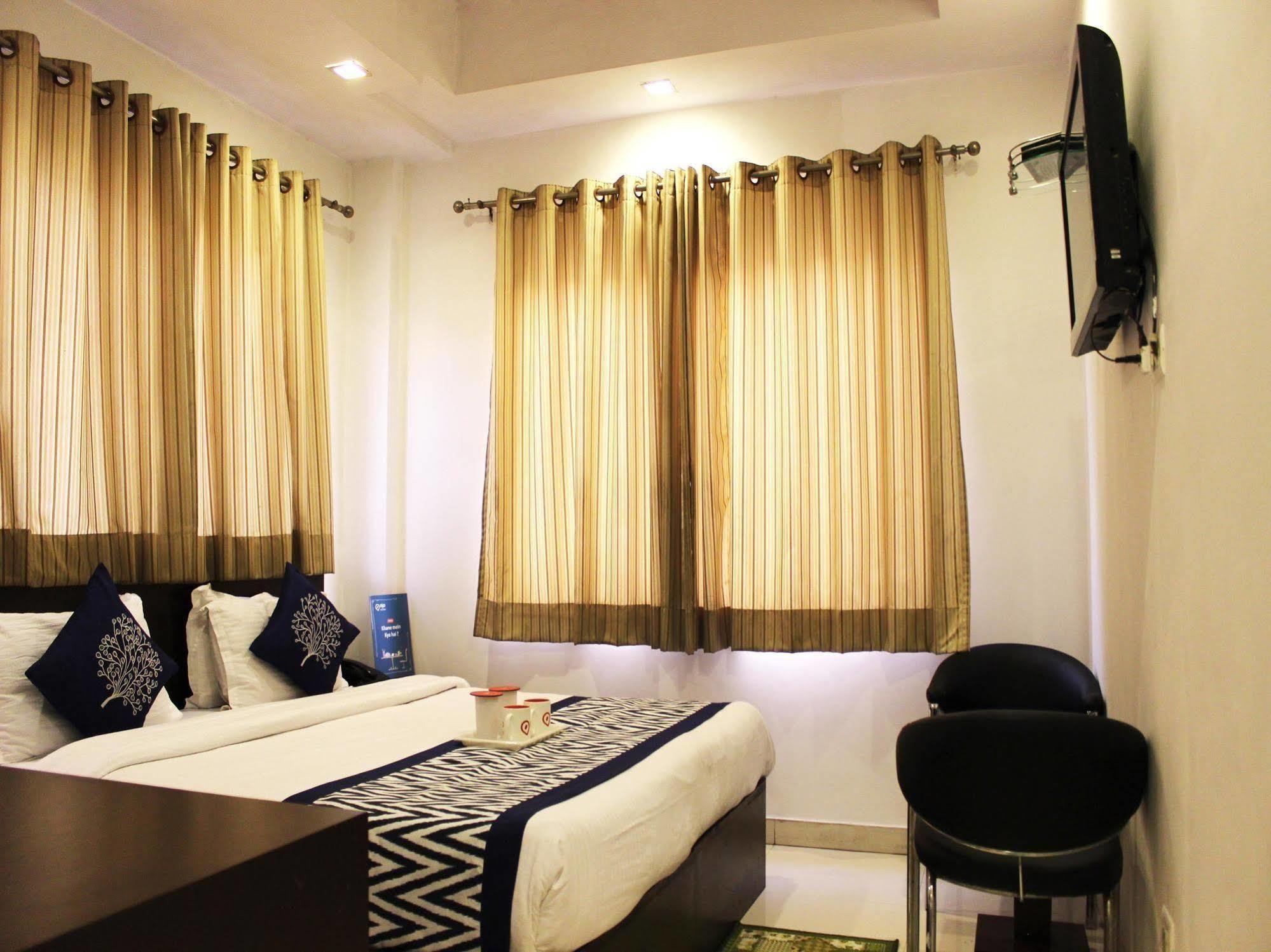 Hotel Siam International デリー エクステリア 写真