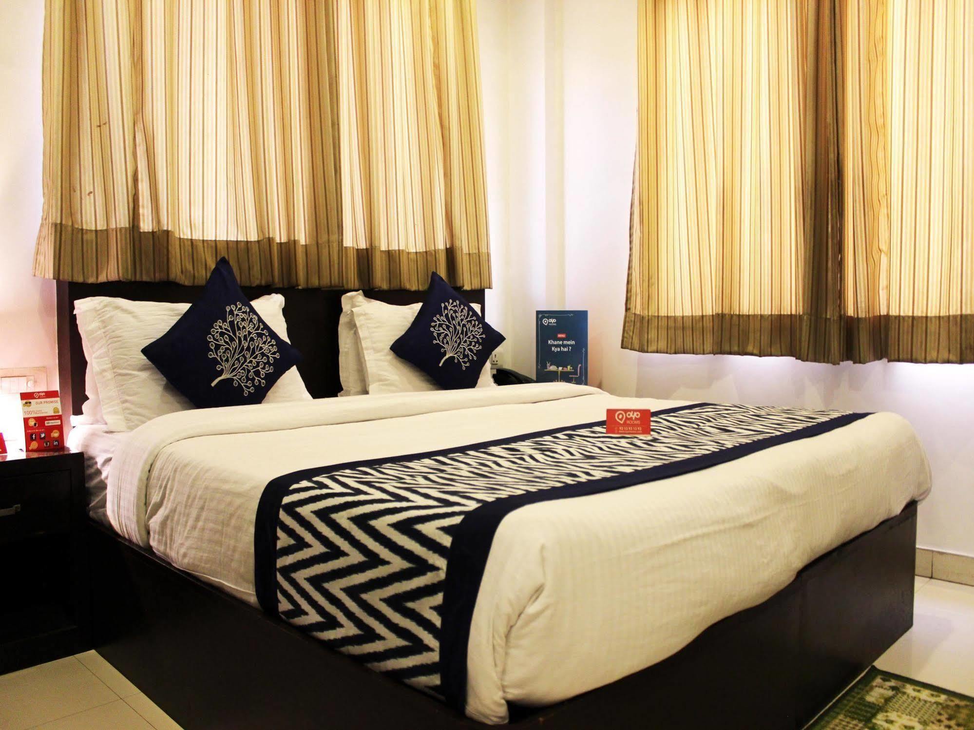 Hotel Siam International デリー エクステリア 写真